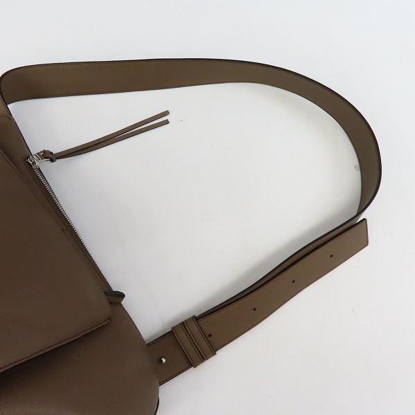 実際に弊社で買取させて頂いたLOEWE/ロエベ アントンスイング ワンショルダー ボディーバッグ レザー B511A09X06 の画像 3枚目