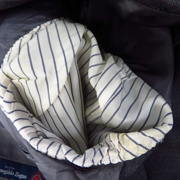 実際に弊社で買取させて頂いたTOMORROWLAND×Ermenegildo Zegna/トゥモローランド×エルメネジルドゼニア セットアップ グレー size：44の画像 4枚目