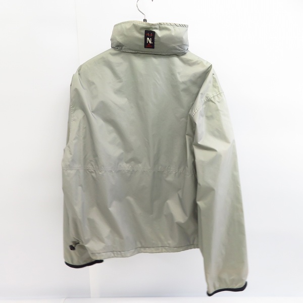 実際に弊社で買取させて頂いたARMANI JEANS/アルマーニジーンズ ロゴワッペン 収納フード ジャケット/ブルゾン 48の画像 1枚目