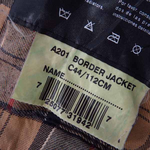 実際に弊社で買取させて頂いたBarbour/バブアー BORDER JACKET/ボーダージャケット オイルドジャケット/C44の画像 3枚目