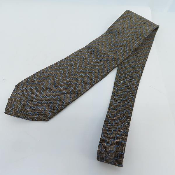 実際に弊社で買取させて頂いたChristian Dior/クリスチャンディオール/BURBERRY LONDON/バーバリーロンドン/FENDI/フェンディ他 総柄ネクタイ 4点セット　の画像 2枚目