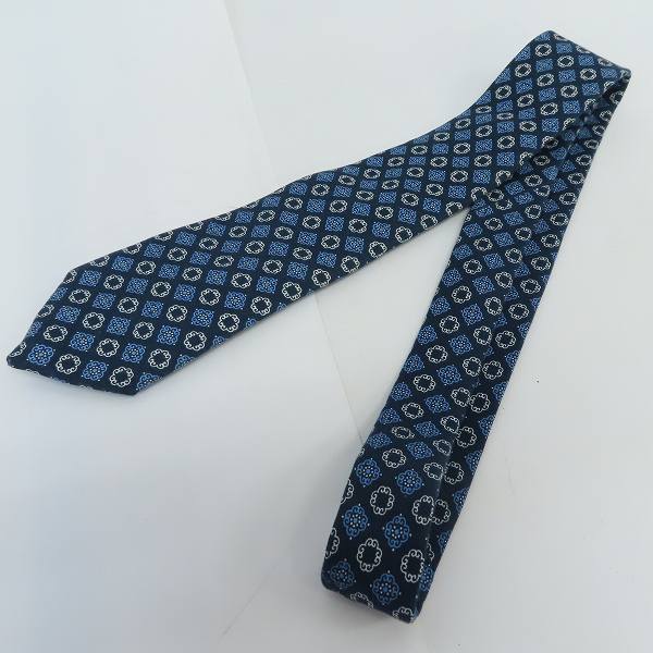 実際に弊社で買取させて頂いたChristian Dior/クリスチャンディオール/BURBERRY LONDON/バーバリーロンドン/FENDI/フェンディ他 総柄ネクタイ 4点セット　の画像 4枚目