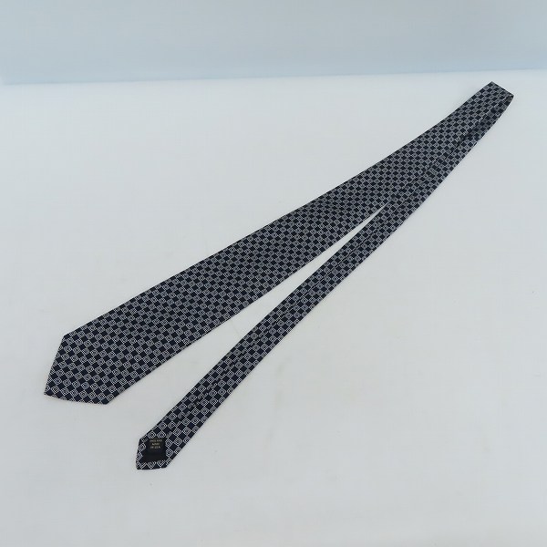 実際に弊社で買取させて頂いたBrooks Brothers/ブルックスブラザーズ シルク生地 ネクタイ アメリカ製 ネイビー