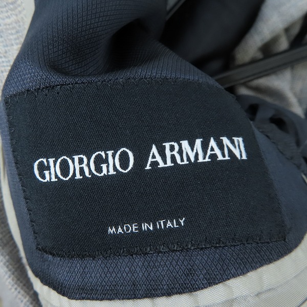 実際に弊社で買取させて頂いたGIORGIO ARMANI/ジョルジオアルマーニ シルク混 テーラードジャケット 50の画像 3枚目