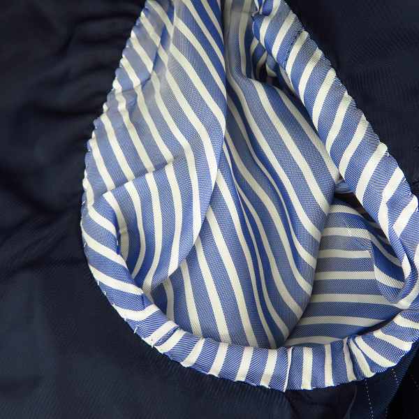 実際に弊社で買取させて頂いたTOMORROWLAND/トゥモローランド ストライプ柄 セットアップ ネイビー size：46の画像 4枚目