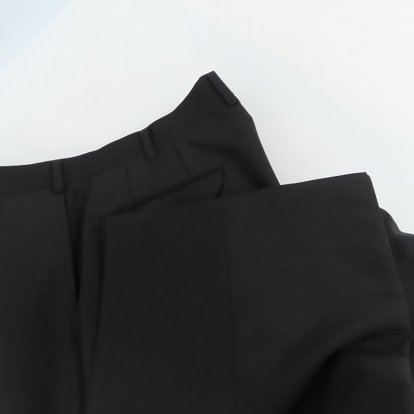 実際に弊社で買取させて頂いたBURBERRY LONDON/バーバリーロンドン スーツ ダブル ウール ブラック系 無地 2P AB7の画像 9枚目