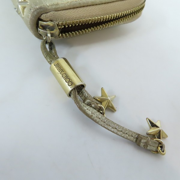 実際に弊社で買取させて頂いたJIMMY CHOO/ジミーチュウ スタースタッズ ラウンドジップ 長財布の画像 7枚目