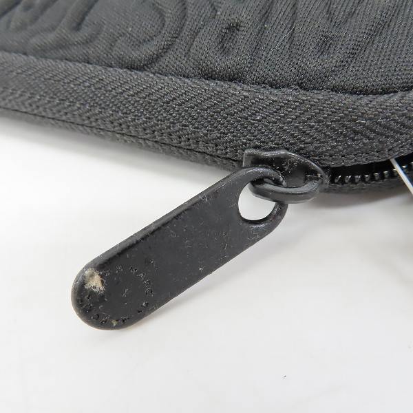 実際に弊社で買取させて頂いた【未使用】MARC BY MARC JACOBS/マークバイマークジェイコブス ミニクラッチ/ポーチ M0002302/M0003463 2点セットの画像 5枚目