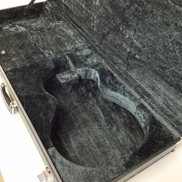 実際に弊社で買取させて頂いた★ESP/イーエスピー 対応機種不明 エレキギター用 ハードケースの画像 3枚目