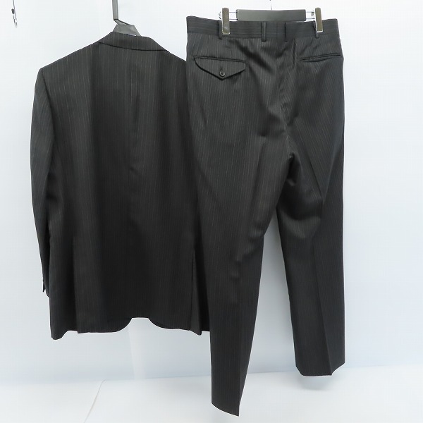 実際に弊社で買取させて頂いたBURBERRY LONDON/バーバリーロンドン シングル スーツ 2B ウール グレー系 ストライプ 2P BB5の画像 1枚目