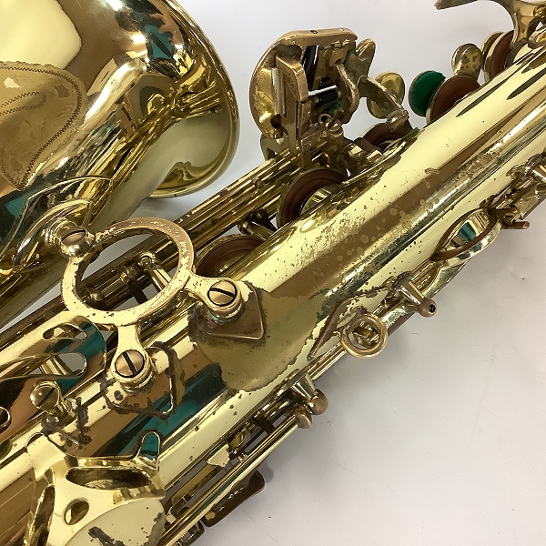 実際に弊社で買取させて頂いた★SELMER/セルマー アルトサックス SERIE Ⅲ/シリーズ3 彫刻有り 60万台 セミハードケース付の画像 6枚目