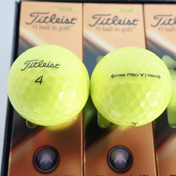 実際に弊社で買取させて頂いた【未使用】Titleist/タイトリスト PRO V1 2021年モデル ゴルフボール イエロー 1ダース の画像 1枚目
