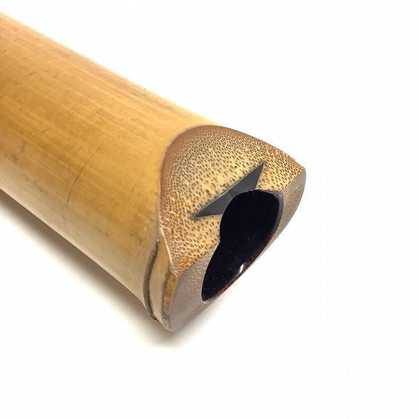 実際に弊社で買取させて頂いた尺八 在銘 詳細不明 二つ印 琴古流 藤巻 全長67.2cm 和楽器の画像 1枚目