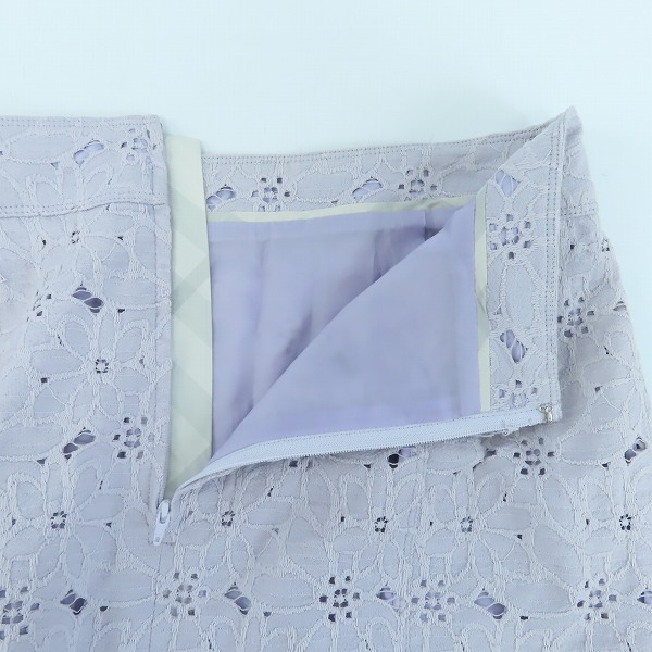 実際に弊社で買取させて頂いたBurberry London/バーバリー ロンドン チェック/フラワー タイトスカート Size：38 2点セットの画像 3枚目