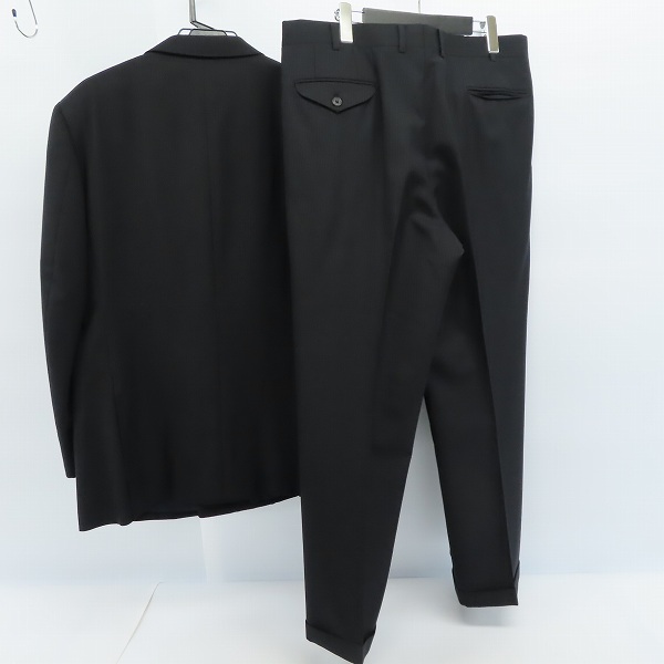 実際に弊社で買取させて頂いたBURBERRY LONDON/バーバリーロンドン スーツ ダブル ウール ブラック系 シャドーストライプ 2P AB7の画像 1枚目