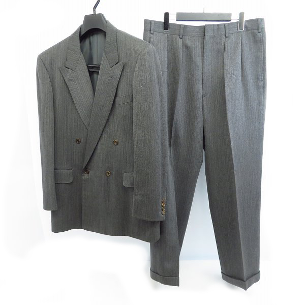 実際に弊社で買取させて頂いたBURBERRYS/バーバリーズ ウール シャドーストライプ 2P ダブル スーツ グレー AB7