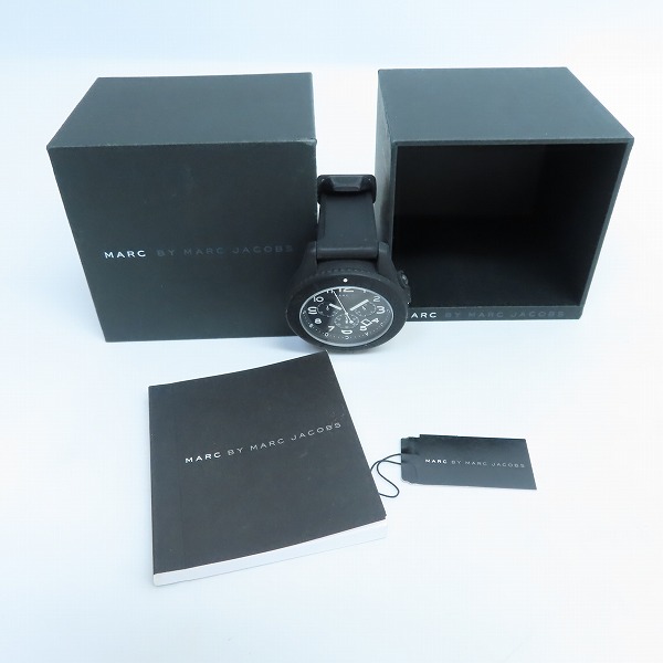 実際に弊社で買取させて頂いたMARC BY MARC JACOBS/マークバイマークジェイコブス クォーツ腕時計 MBM5528【動作未確認】の画像 6枚目