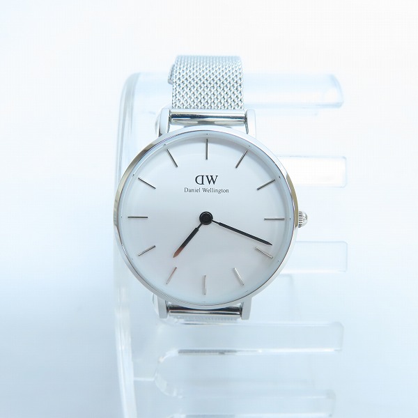 実際に弊社で買取させて頂いたDANIEL WELLINGTON/ダニエルウェリントン  Petite Sterling 腕時計 レディース DW00100220