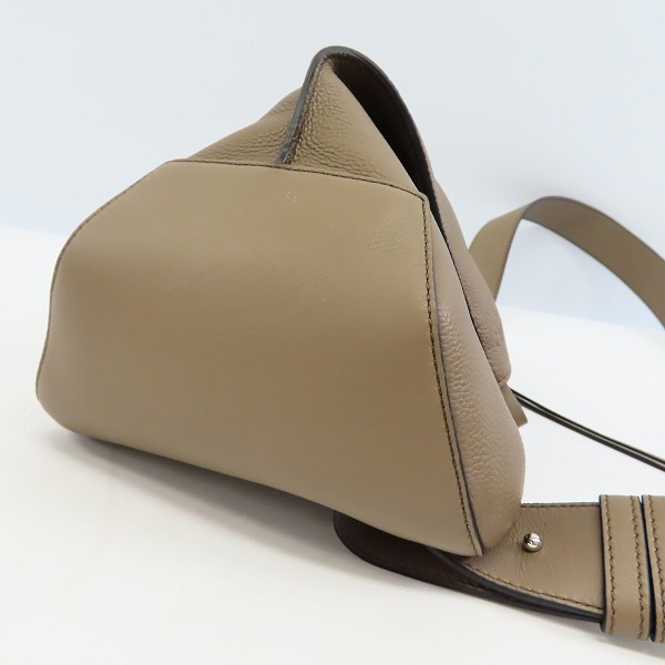 実際に弊社で買取させて頂いたLOEWE/ロエベ アントンスイング ワンショルダー ボディーバッグ レザー B511A09X06 の画像 2枚目