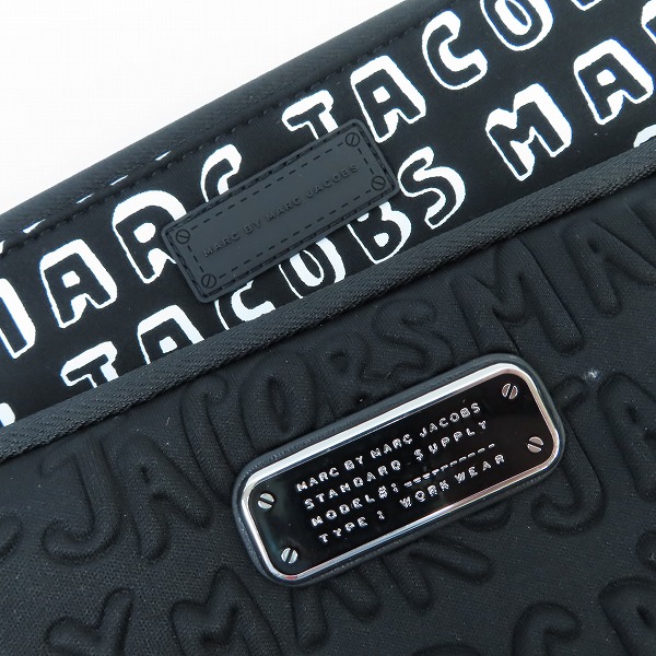 実際に弊社で買取させて頂いた【未使用】MARC BY MARC JACOBS/マークバイマークジェイコブス ミニクラッチ/ポーチ 2点セットの画像 3枚目