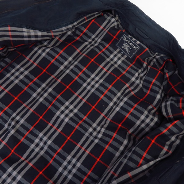 実際に弊社で買取させて頂いたBURBERRYS/バーバリーズ ステンカラー ダウンコート BEN82-910-28/2Lの画像 2枚目