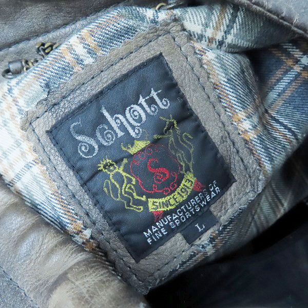 実際に弊社で買取させて頂いたSCHOTT/ショット レザーパッチライダースジャケット 3171013/Lの画像 2枚目