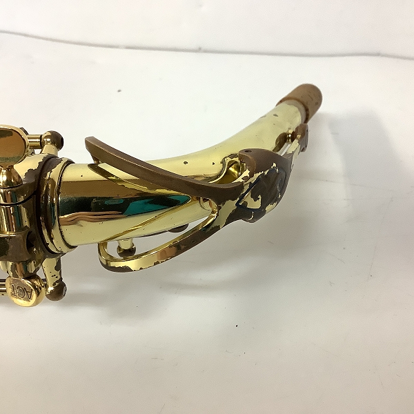 実際に弊社で買取させて頂いた★SELMER/セルマー アルトサックス SERIE Ⅲ/シリーズ3 彫刻有り 60万台 セミハードケース付の画像 8枚目