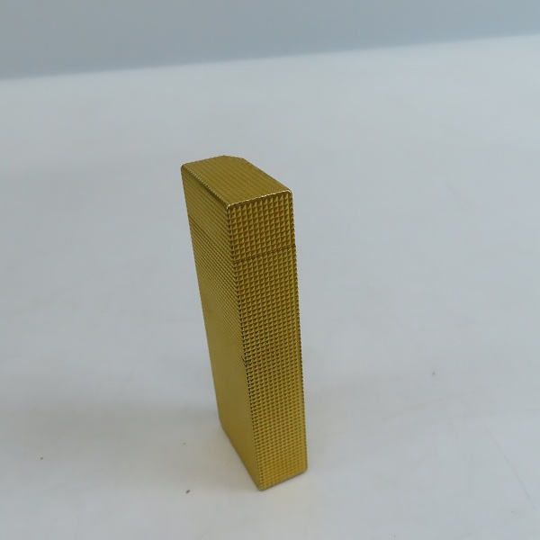 実際に弊社で買取させて頂いたCartier/カルティエ ガスライター ゴールドの画像 2枚目