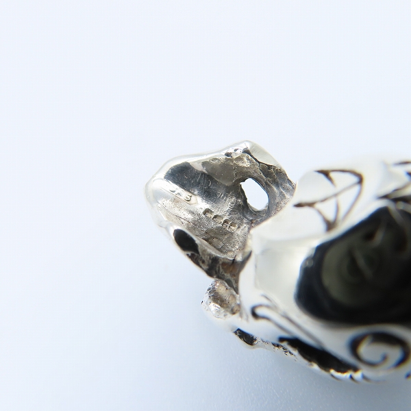 実際に弊社で買取させて頂いた【ギャラ付】CRAZY PIG DESIGNS/クレイジーピッグ ENGRAVED SKULL/エングレーブドスカルペンダント #222の画像 5枚目