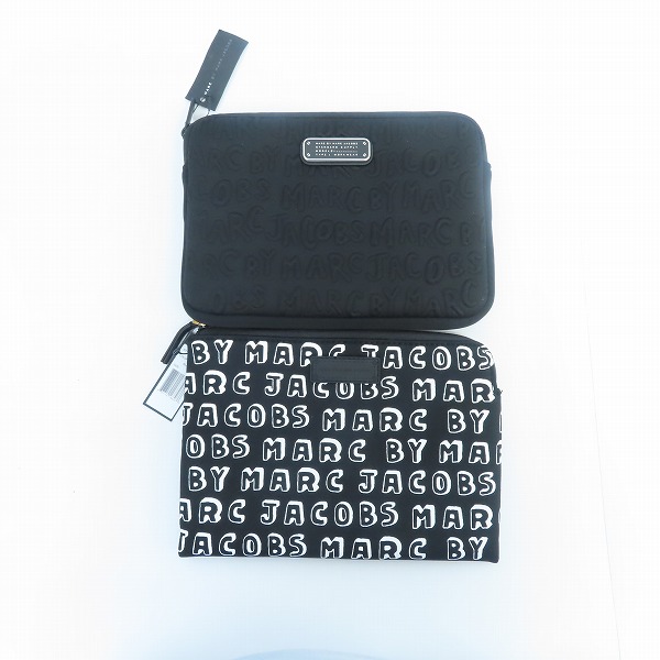 実際に弊社で買取させて頂いた【未使用】MARC BY MARC JACOBS/マークバイマークジェイコブス ミニクラッチ/ポーチ M0002302/M0003463 2点セット