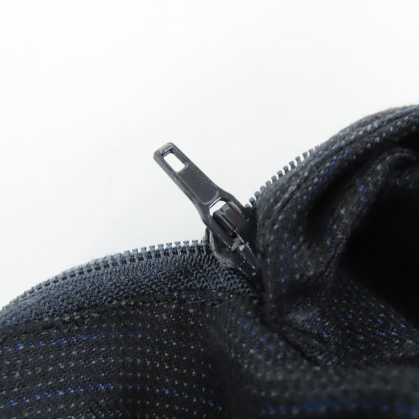 実際に弊社で買取させて頂いたBURBERRYS/バーバリーズ スーツ ダブル ウール ブラック系 無地 2P AB7の画像 7枚目