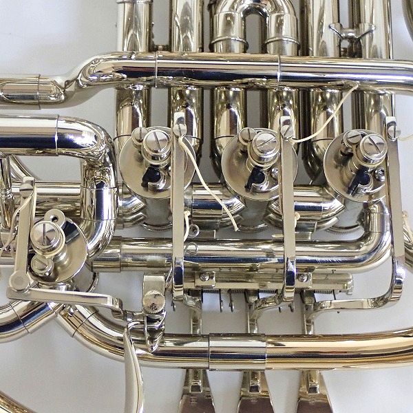 実際に弊社で買取させて頂いた★【難有り】Wenzel Meinl/ヴェンツェル マインル Model 205 GB フレンチホルン ゴールドブラス セミハードケース付の画像 6枚目