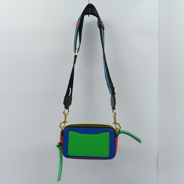 実際に弊社で買取させて頂いたMARC JACOBS/マークジェイコブス SNAPSHOT スナップショット ショルダーバッグ M0012007の画像 1枚目