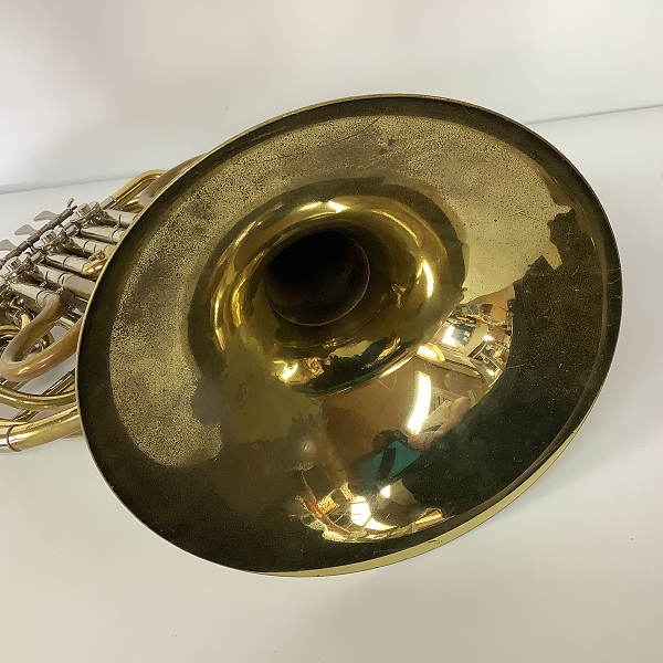 実際に弊社で買取させて頂いた★【ジャンク】Holton/ホルトン H 478 R  ベルカット フルダブルホルン フレンチホルン ハードケース付きの画像 1枚目