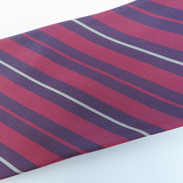 実際に弊社で買取させて頂いたPRADA/YSL/burberrys/Vivienne Westwood 総柄 ネクタイ 4点セットの画像 6枚目