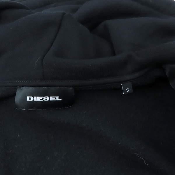 実際に弊社で買取させて頂いたDIESEL/ディーゼル 袖切り替え ジップパーカー RN93243 CA25594/Sの画像 2枚目