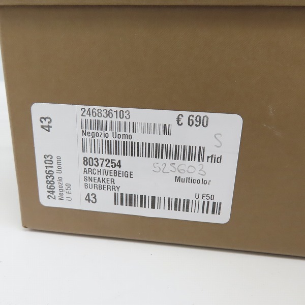 実際に弊社で買取させて頂いたBURBERRY/バーバリー ヴィンテージチェック アーサー スニーカー 8037254/43の画像 8枚目