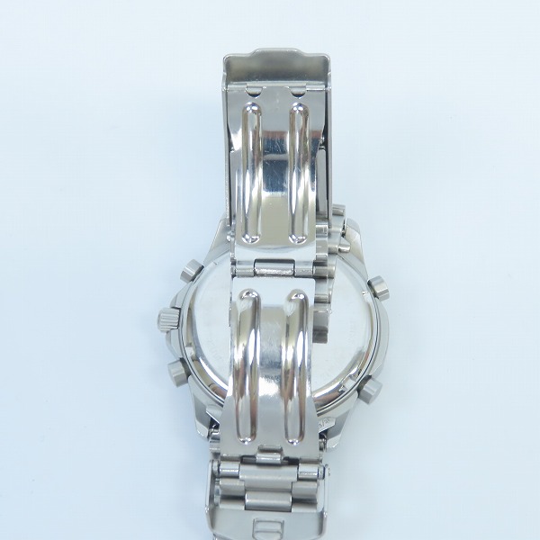 実際に弊社で買取させて頂いたTAG Heuer/タグホイヤー 2000シリーズ クロノグラフ デジアナ クォーツ腕時計 260.306の画像 4枚目