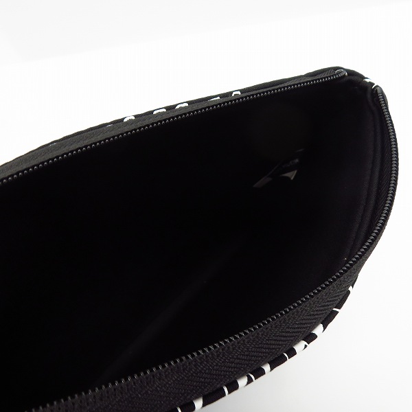 実際に弊社で買取させて頂いた【未使用】MARC BY MARC JACOBS/マークバイマークジェイコブス ミニクラッチ/ポーチ M0002302/M0003463 2点セットの画像 2枚目