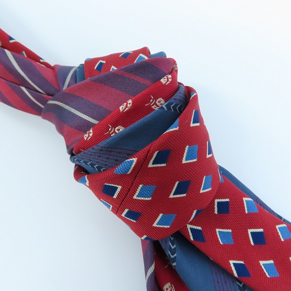 実際に弊社で買取させて頂いたPRADA/YSL/burberrys/Vivienne Westwood 総柄 ネクタイ 4点セットの画像 7枚目