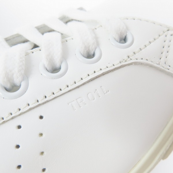 実際に弊社で買取させて頂いたCELINE/セリーヌ トリオンフ ローカットスニーカー 300B67/37の画像 6枚目