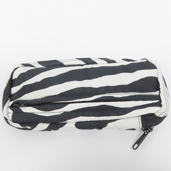 実際に弊社で買取させて頂いたHEAD PORTER/ヘッドポーター ゼブラ柄 ペンケース 黒×白の画像 1枚目