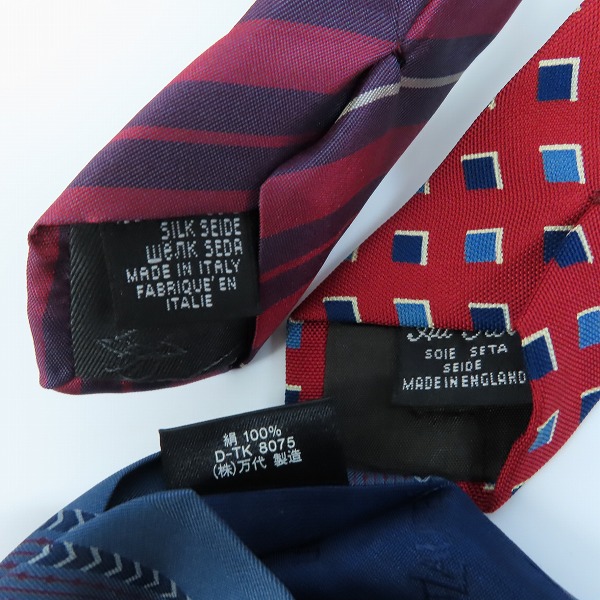 実際に弊社で買取させて頂いたPRADA/YSL/burberrys/Vivienne Westwood 総柄 ネクタイ 4点セットの画像 4枚目