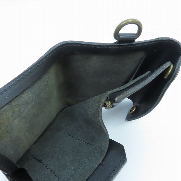 実際に弊社で買取させて頂いたCALEE/キャリー 三つ折り レザーショートウォレット ブラックの画像 5枚目