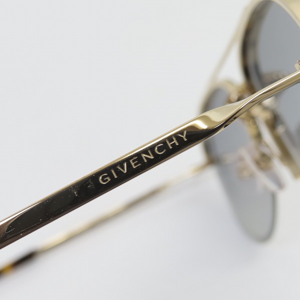 実際に弊社で買取させて頂いたGIVENCHY/ジバンシィ サイドロゴ ティアドロップ型 サングラス GV7075 J5Gの画像 6枚目