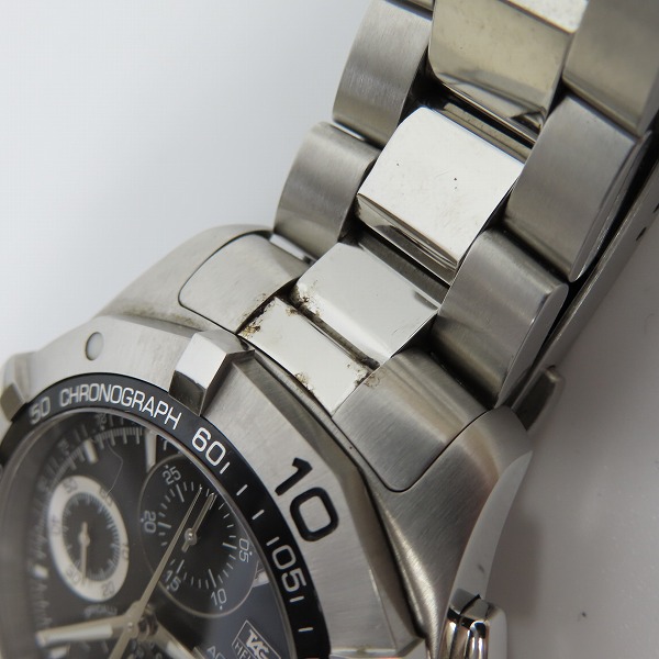 実際に弊社で買取させて頂いたTAG HEUER/タグホイヤー AQUARACER/アクアレーサー 自動巻き 腕時計 CAF5010の画像 4枚目