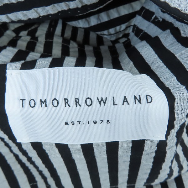 実際に弊社で買取させて頂いたTOMORROWLAND/トゥモローランド シアサッカー地 ストライプ柄 ジャケット/46の画像 2枚目