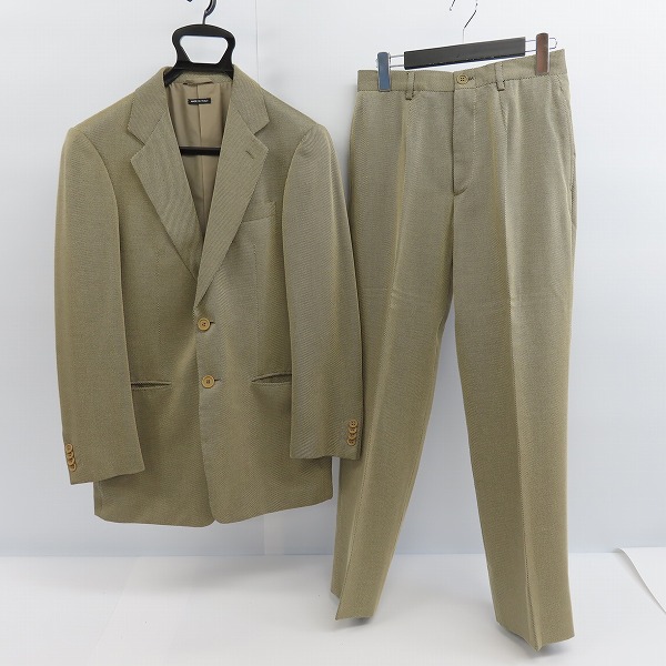 実際に弊社で買取させて頂いたGIORGIO ARMANI/ジョルジオアルマーニ ジャケット/パンツ セットアップ 46/48