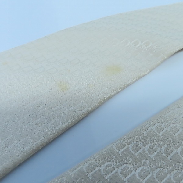 実際に弊社で買取させて頂いたChristian Dior/クリスチャンディオール トロッターロゴ総柄 シルクネクタイ の画像 4枚目