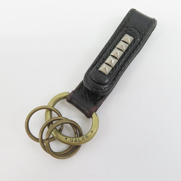 実際に弊社で買取させて頂いたCALEE/キャリー スタッズ キーリング